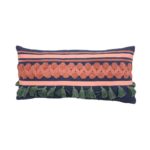 COJIN DE ALGODON Y TEXTO IMPRESO SOBRE ALGODON