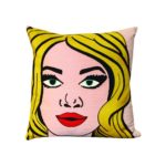 COJIN DE ALGODON Y TEXTO IMPRESO SOBRE ALGODON