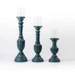 CANDELABRO EN MADERA AZUL "MUMBAI" MED.