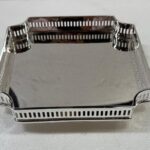 BANDEJA EN NICKEL PLATED DIVINE